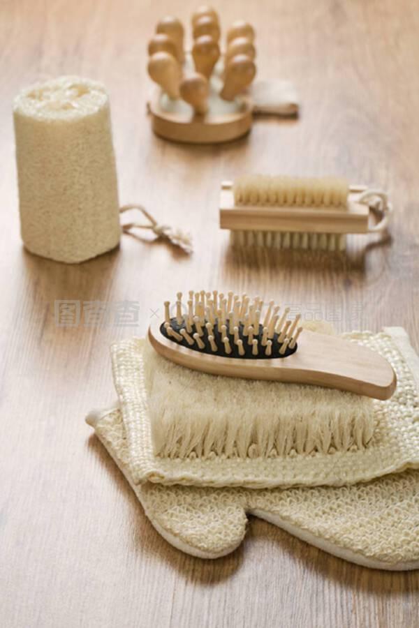 沐浴用品的組成與計算機信息技術咨詢服務的融合發展